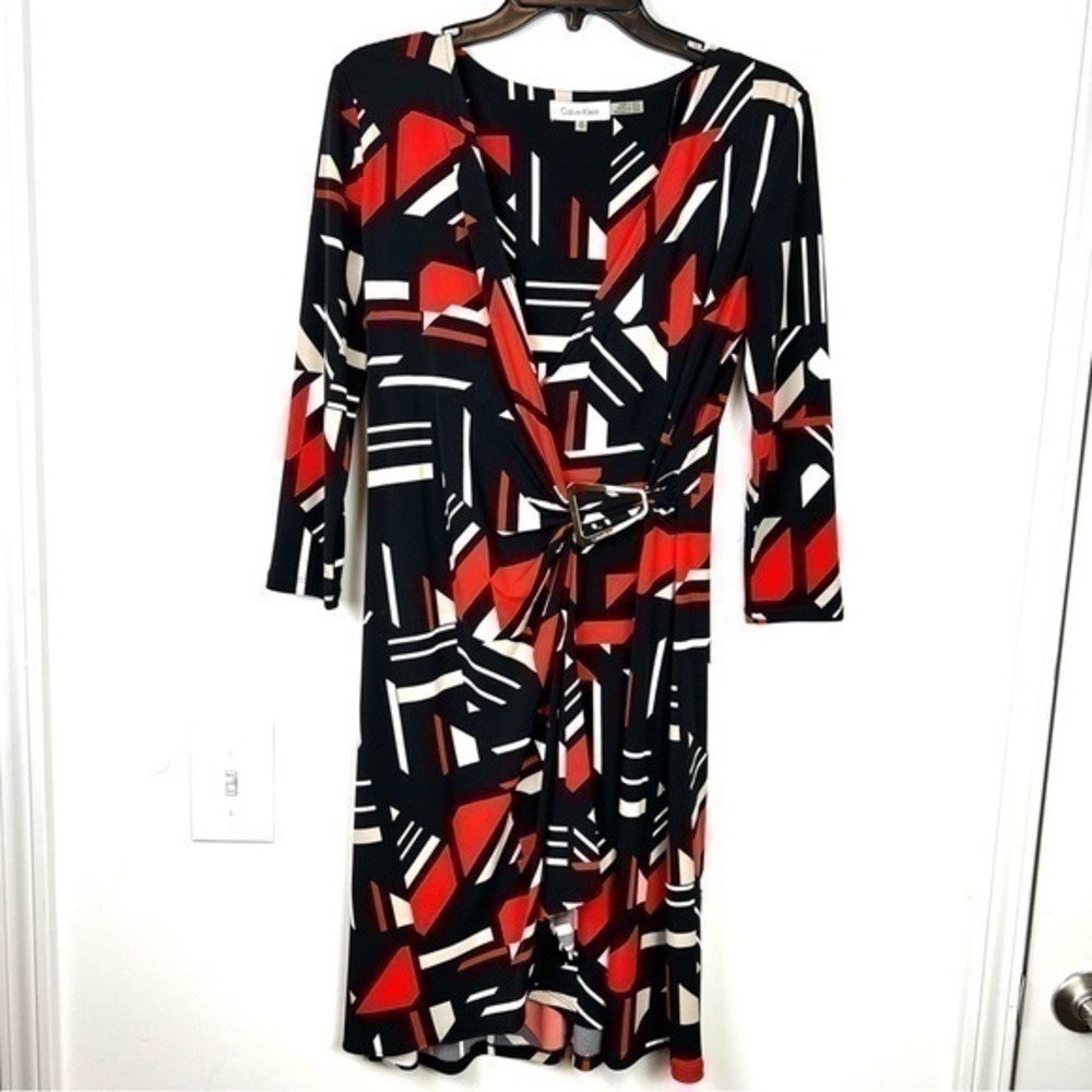 Calvin Klein faux wrap dress womens size XS V-Neck red, white, black geometric